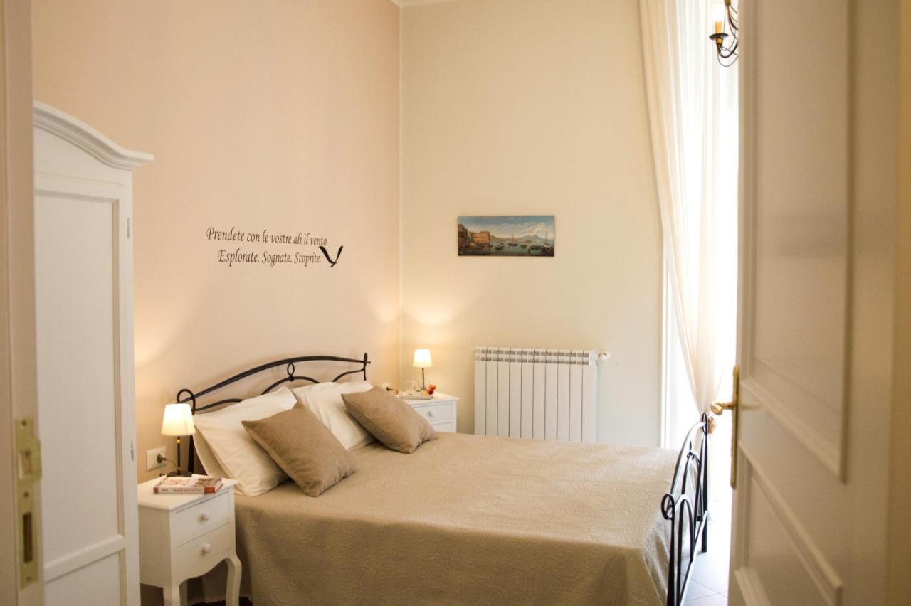 B&B La Rosa Dei Venti Napoli Exterior foto
