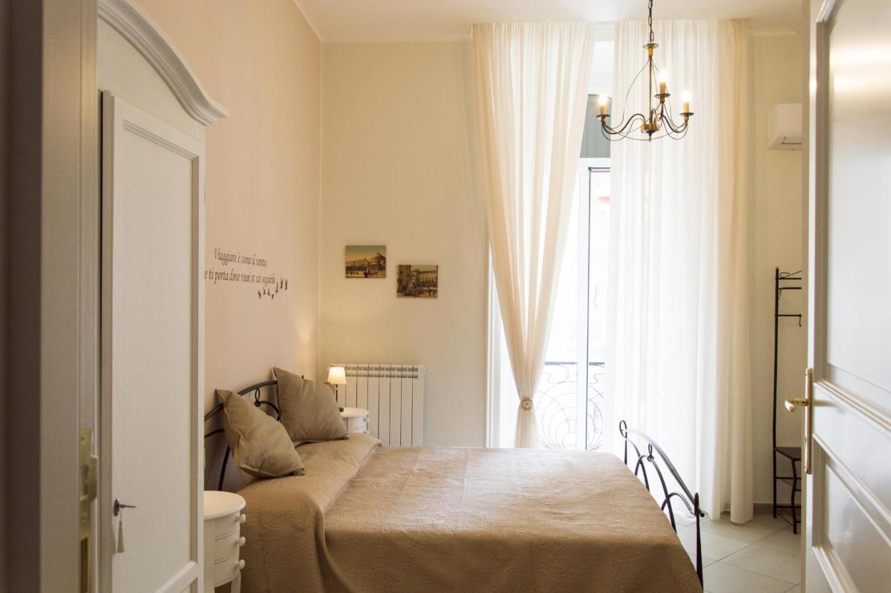 B&B La Rosa Dei Venti Napoli Exterior foto
